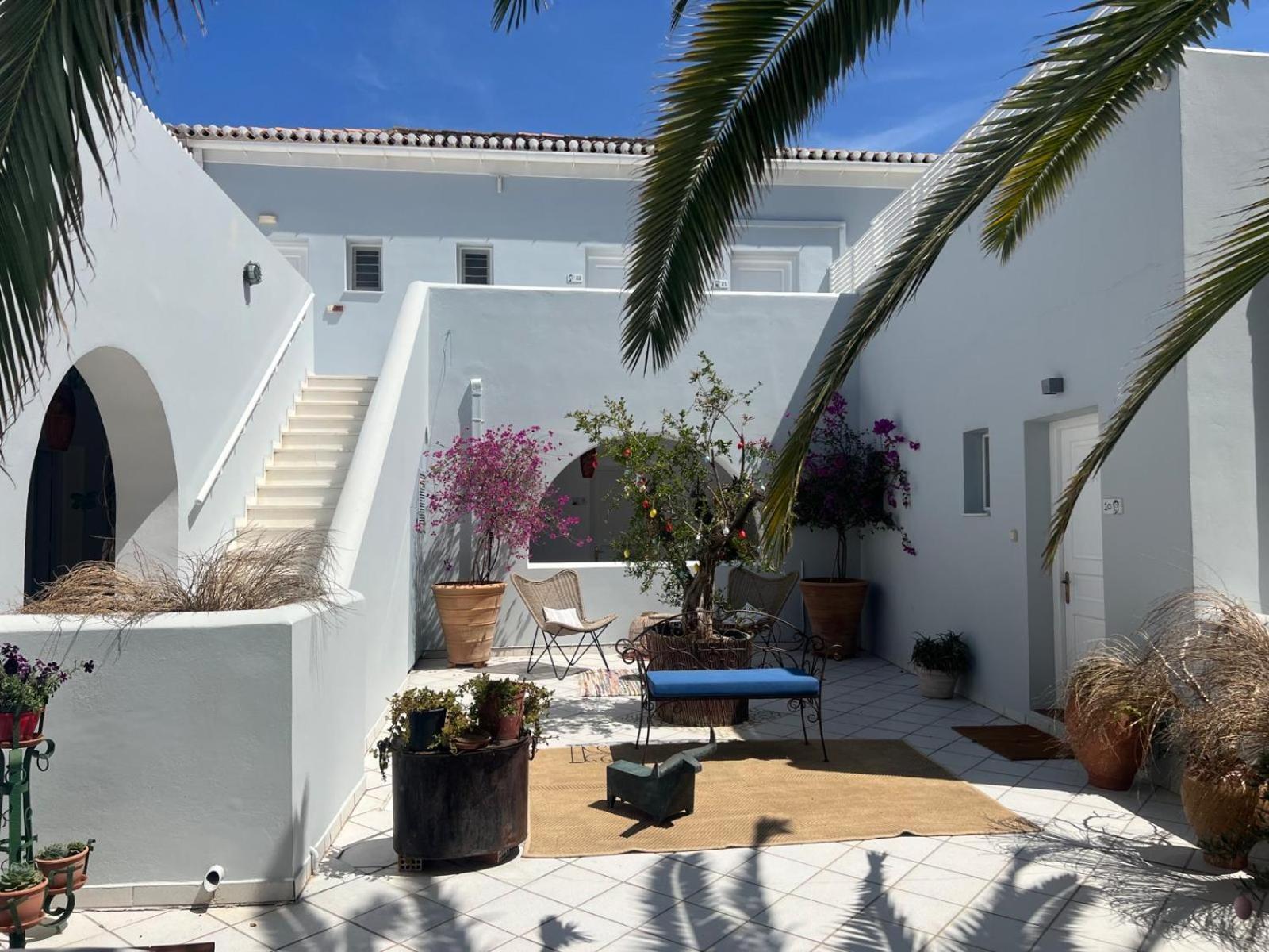 Oltremare Inn Spetses Town Екстер'єр фото