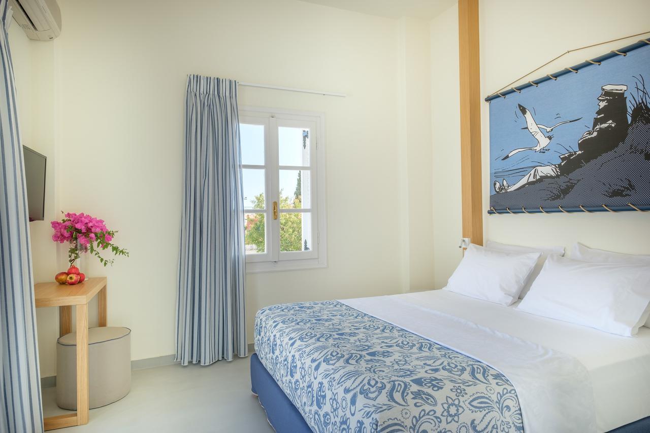 Oltremare Inn Spetses Town Екстер'єр фото